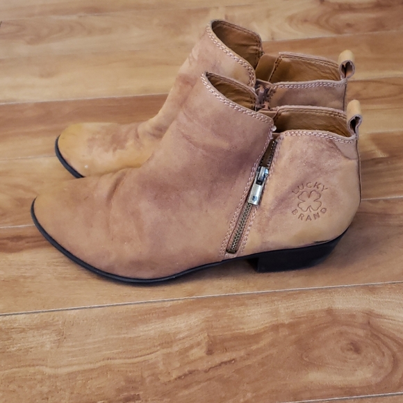 Lucky brand boots - Picture 3 of 5